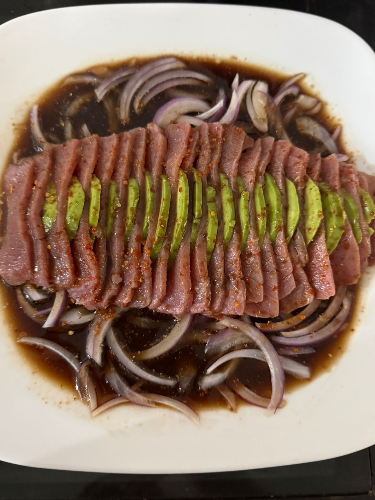 Aguachiles con aguacate